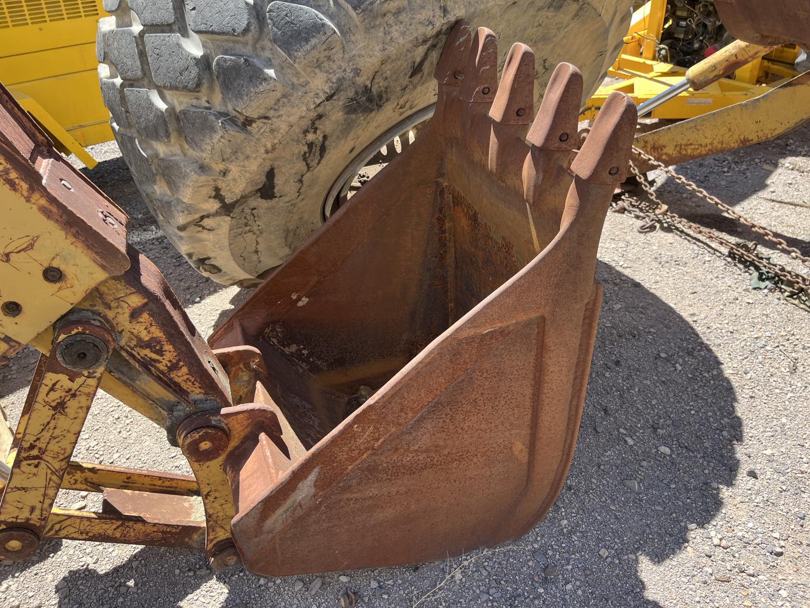 ./imagenes/INVOICE/2019/16531/RETROEXCAVADORA CATERPILLAR 446B (4).JPG